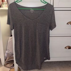 Grey Hollister shirt.